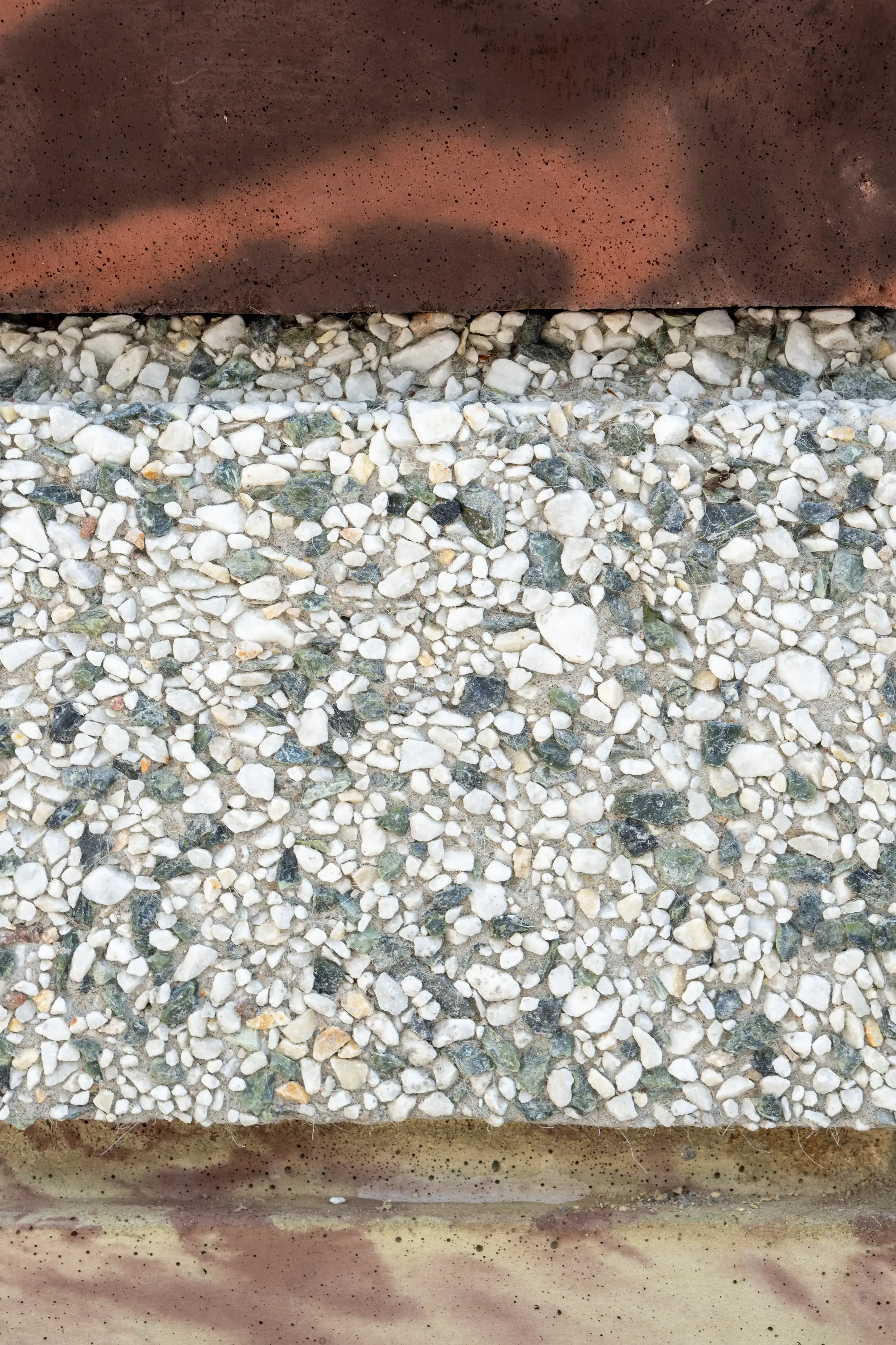 Fences and parapets